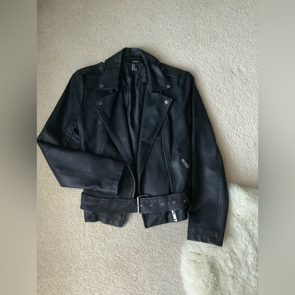 Forever 21 Women's Black Leather Jacket